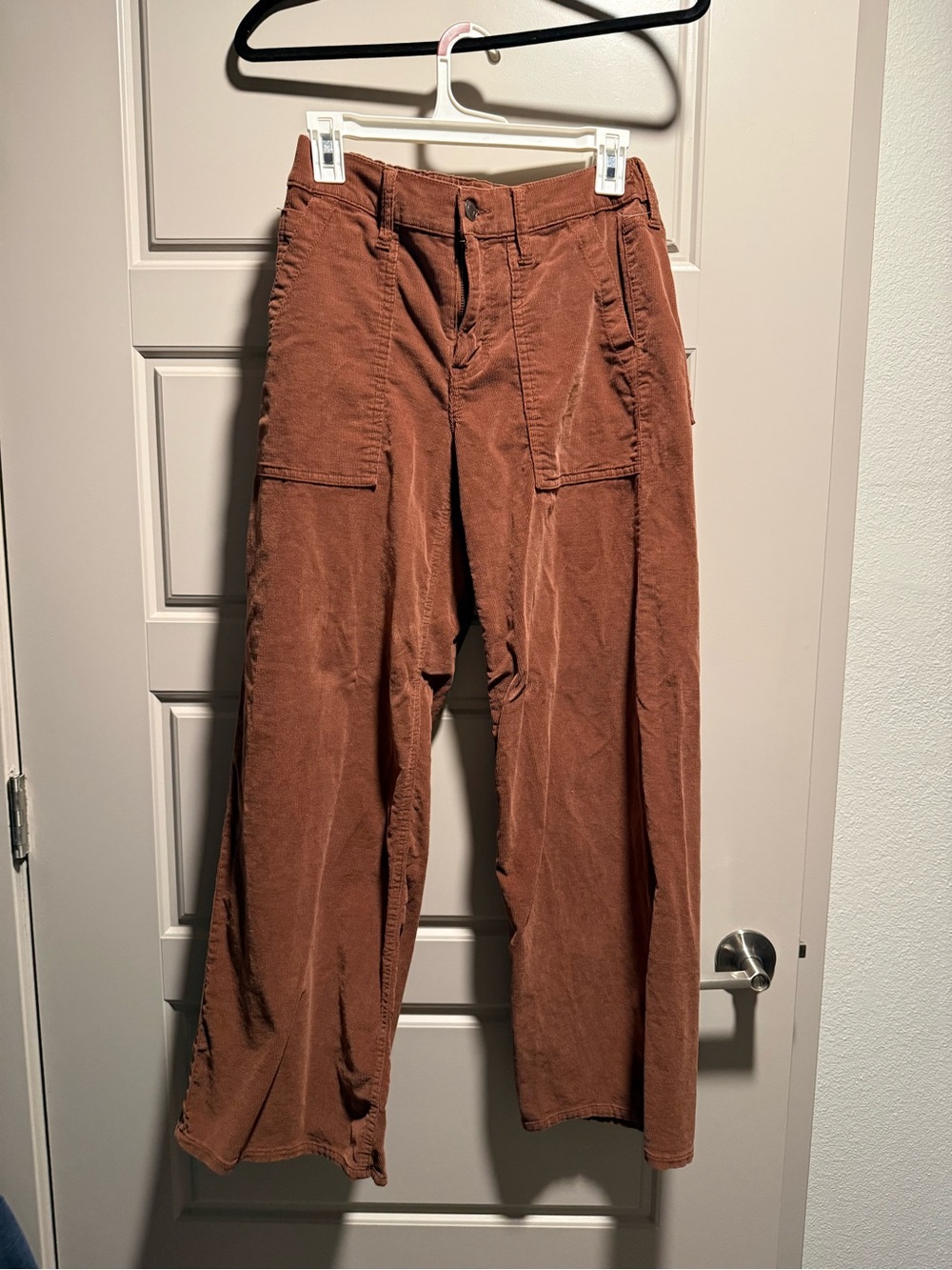 Source Unknown Women's Straight-Leg Corduroy Pants in Rust Brown
